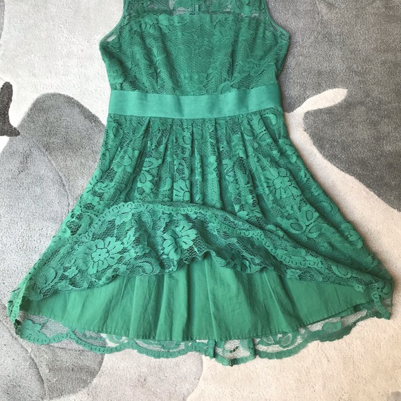 BB Dakota Green Lace Dress, EUC, S - Picture 2 of 16